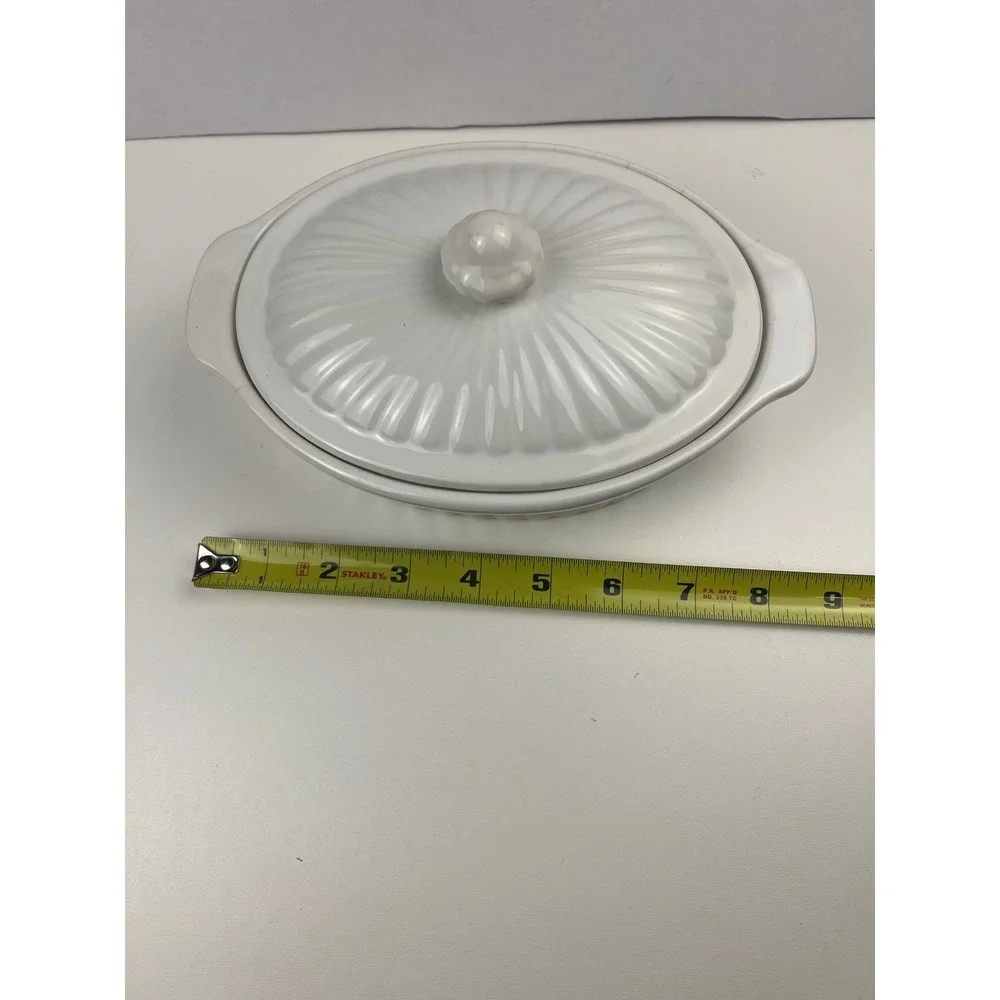 Vintage White Japan Covered Casserole‎ Dish Oven Proof Oval Lid Stoneware Ribbed